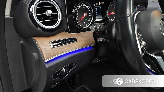 Mercedes-Benz E-Class W213 id 4987944 из Кореи 20