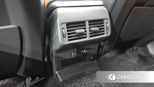 Land Rover Range Rover Velar id 4943031 из Кореи 20