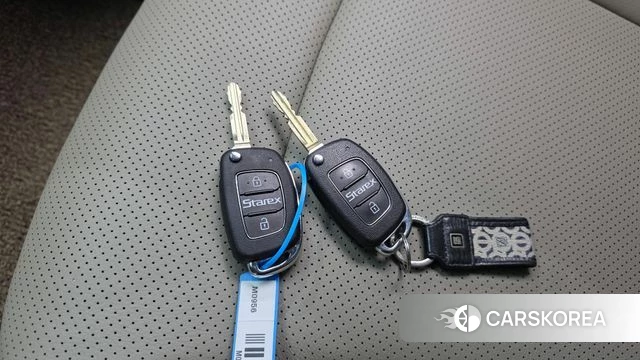 Hyundai The New Grand Starex id 5047883 из Кореи 20