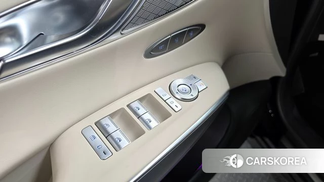Genesis GV70 id 5027170 из Кореи 20