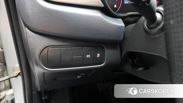 Kia The New Carens id 5013956 из Кореи 20