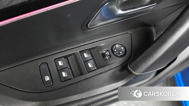 Peugeot e-2008 second generation id 5027997 из Кореи 20