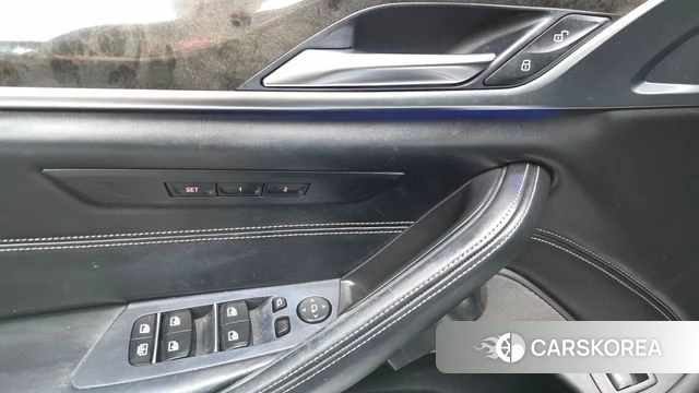 BMW 5 Series (G30) id 5029536 из Кореи 20