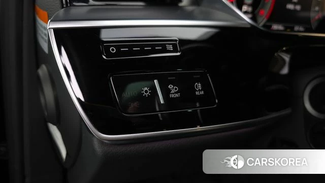 Audi A8 (D5) id 5022692 из Кореи 20