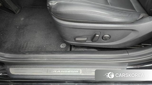 Hyundai The New Grandeur IG id 4594608 из Кореи 20