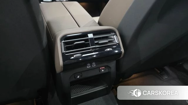 BMW 5 Series (G60) id 4984993 из Кореи 20