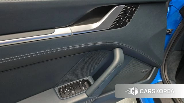 Porsche 911(992) id 5022609 из Кореи 20