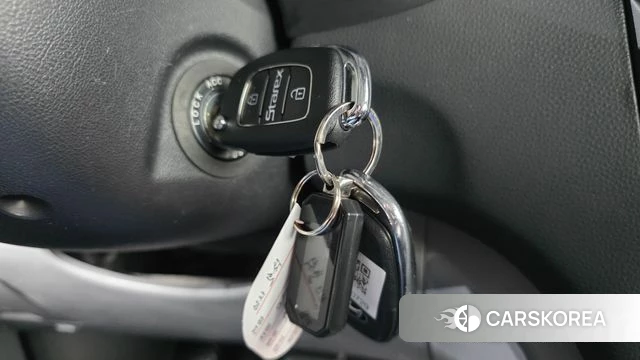Hyundai The New Grand Starex id 4581315 из Кореи 20