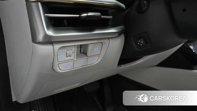Hyundai Grandeur Hybrid (GN7) id 4670023 из Кореи 20