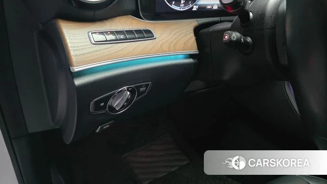 Mercedes-Benz E-Class W213 id 4959563 из Кореи 20