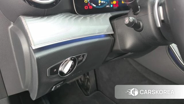 Mercedes-Benz E-Class W213 id 4958724 из Кореи 20