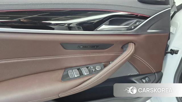 BMW 5 Series (G30) id 5021910 из Кореи 20