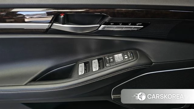 Genesis G90 id 4952838 из Кореи 20
