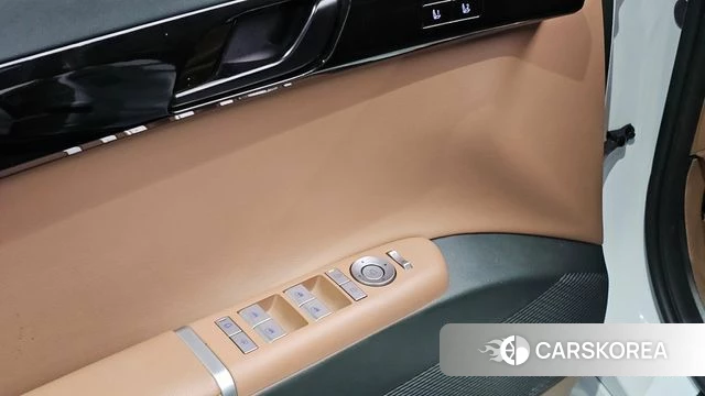 Hyundai Grandeur Hybrid (GN7) id 4996172 из Кореи 20
