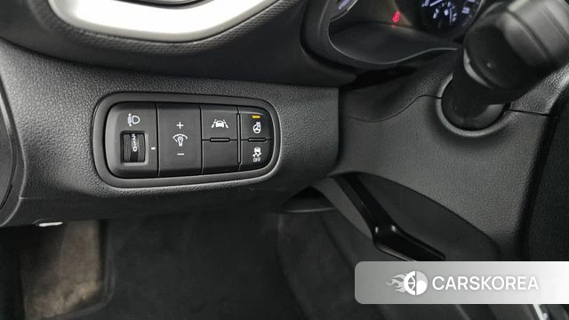 Hyundai Venue id 5022176 из Кореи 20