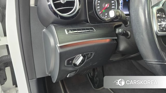 Mercedes-Benz E-Class W213 id 5023832 из Кореи 20