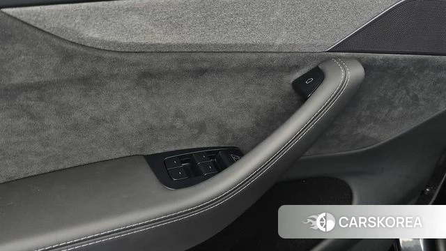 Tesla Model Y id 4897617 из Кореи 20