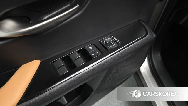 Lexus UX250h id 5033686 из Кореи 20