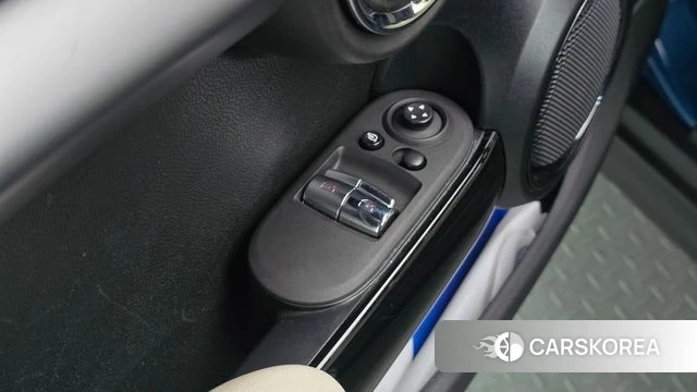 Mini Cooper Electric id 4958674 из Кореи 20
