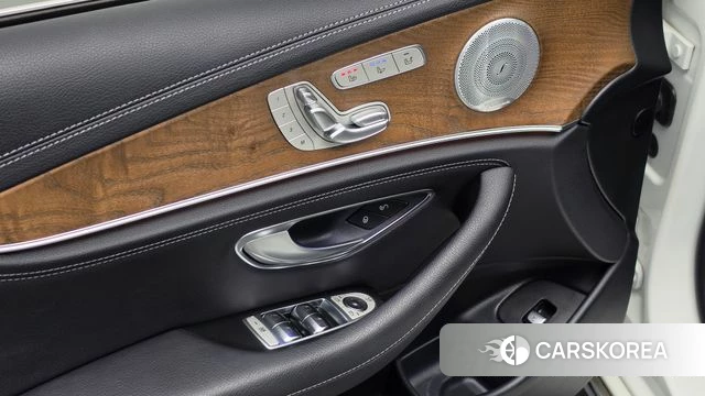Mercedes-Benz E-Class W213 id 4993172 из Кореи 20