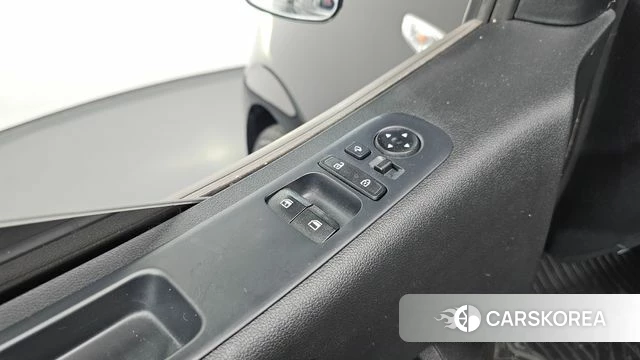 Hyundai Staria id 5003075 из Кореи 20