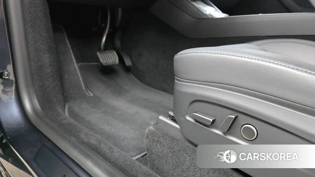 Tesla Model Y id 4921031 из Кореи 20