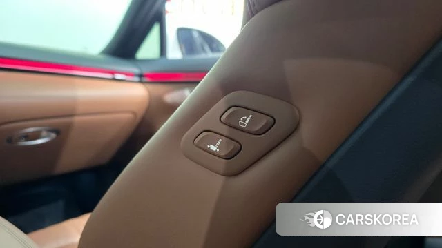 Genesis GV70 id 5025986 из Кореи 20