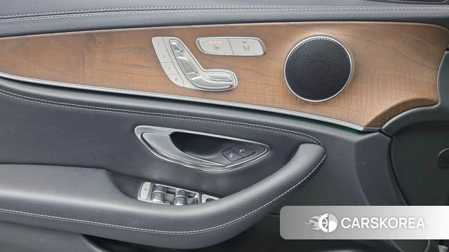 Mercedes-Benz E-Class W213 id 4982737 из Кореи 20