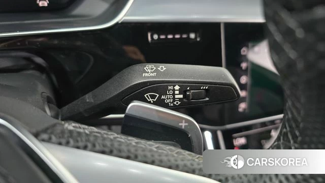 Audi A8 (D5) id 4935143 из Кореи 20