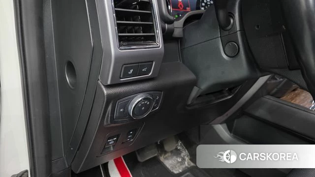 Ford Expeditation id 4951711 из Кореи 20