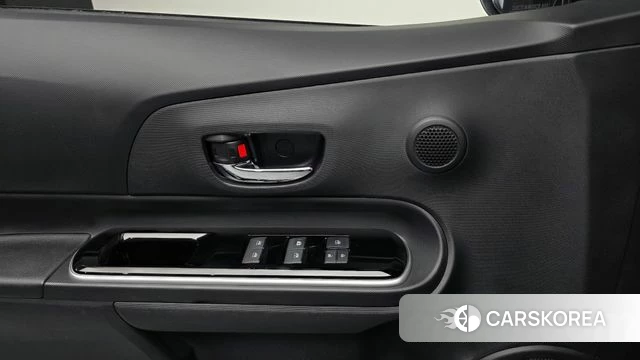 Toyota Prius C id 4988237 из Кореи 20