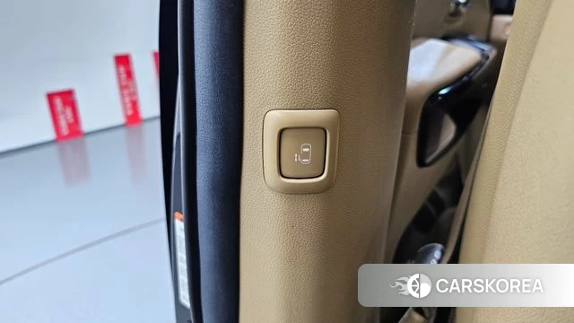 Kia The New Carnival id 4856237 из Кореи 20