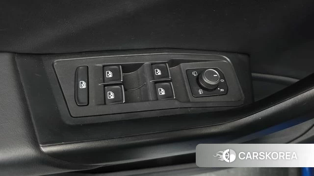 Volkswagen T-Roc id 5022969 из Кореи 20