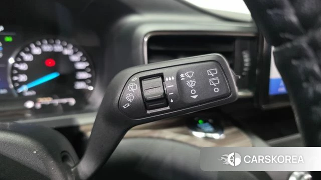 Ford Explorer 6th Generation id 4918373 из Кореи 20