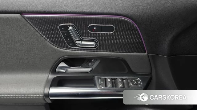 Mercedes-Benz EQA H243 id 5040935 из Кореи 20