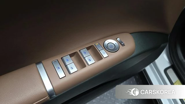 Hyundai Grandeur (GN7) id 4660725 из Кореи 20