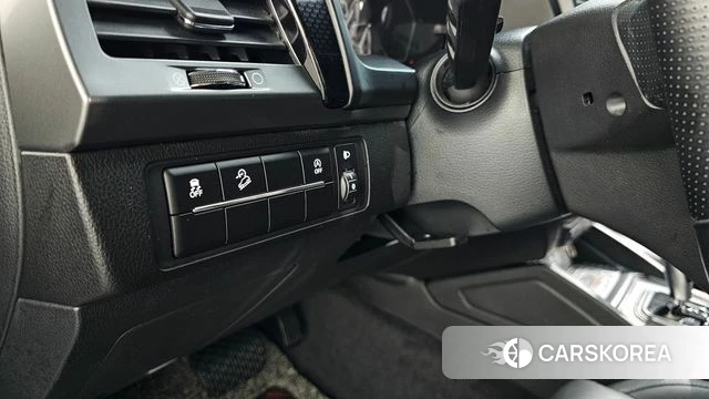 Ssangyong The New Rexton Sports Cannes id 5034128 из Кореи 20