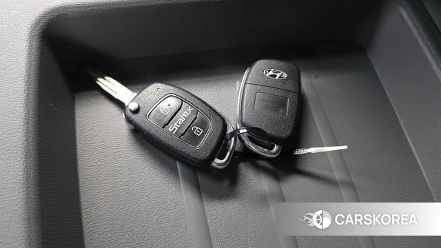 Hyundai The New Grand Starex id 4620106 из Кореи 20