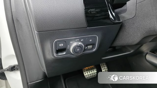 Mercedes-Benz EQA H243 id 5012565 из Кореи 20