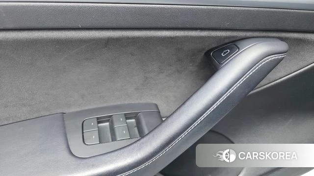 Tesla Model 3 id 5017076 из Кореи 20