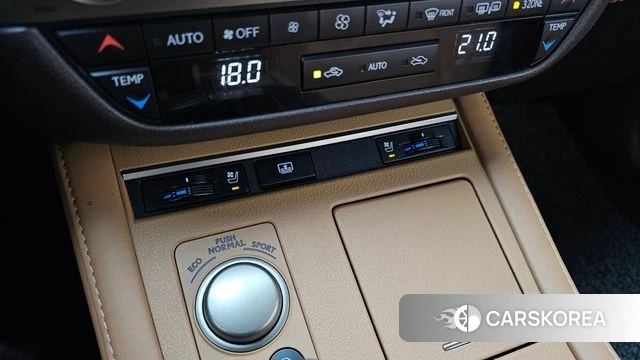 Lexus New ES300h id 4953163 из Кореи 20