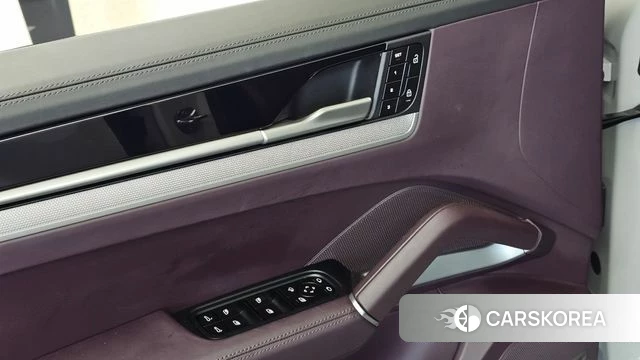 Porsche Cayenne (PO536) id 5011390 из Кореи 20