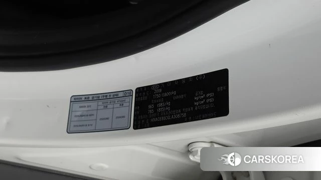 Kia The New Niro id 5035589 из Кореи 20