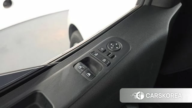 Hyundai Staria id 5016624 из Кореи 20