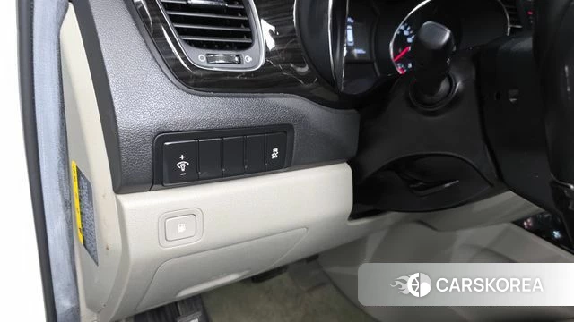 Kia The New Carnival id 5035938 из Кореи 20