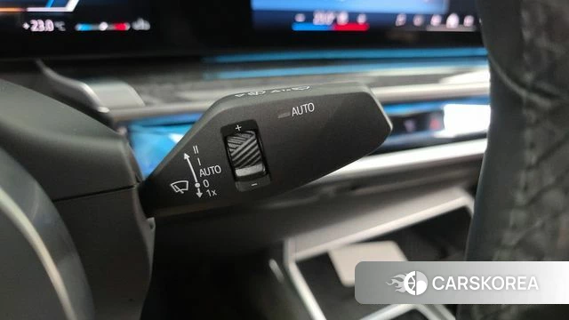 BMW 7 Series (G70) id 4991332 из Кореи 20