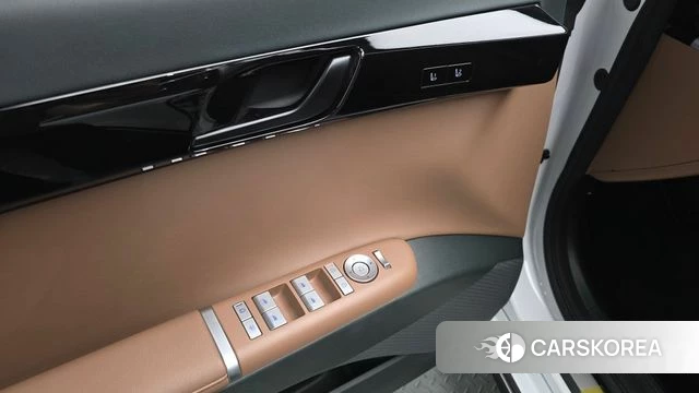Hyundai Grandeur (GN7) id 5026557 из Кореи 20