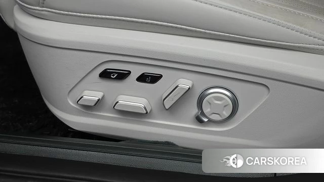 Hyundai Grandeur Hybrid (GN7) id 4950216 из Кореи 21