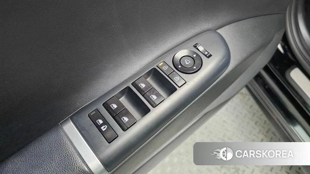 Hyundai Grandeur Hybrid (GN7) id 5052736 из Кореи 21