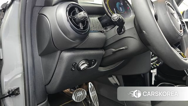 Mini Cooper Electric id 4917432 из Кореи 21